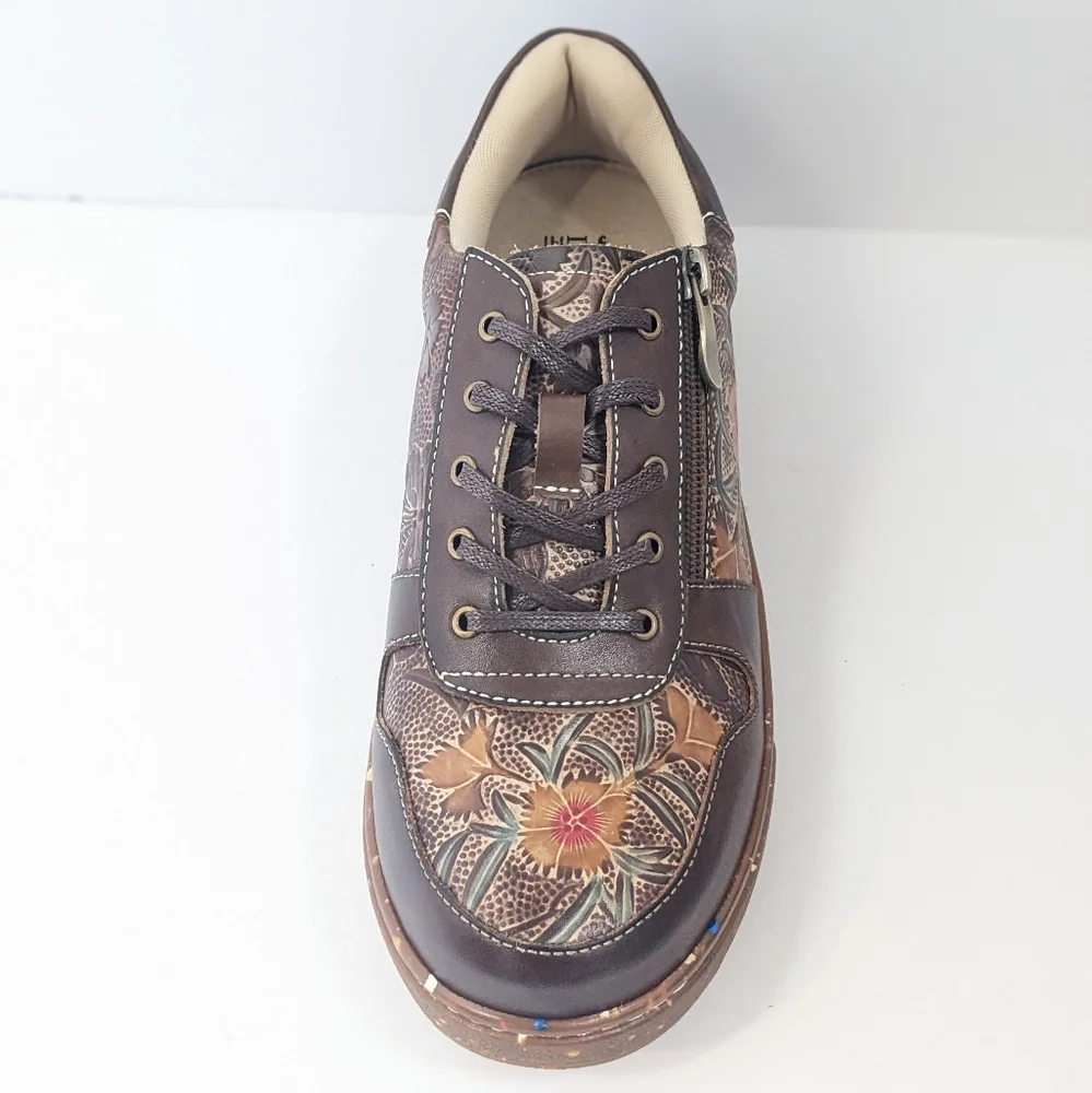 NWOT Spring Step L ' Artiste Leather Sneakers